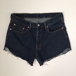 High Waist Levi’s 550 Cut Off Shorts Size 12